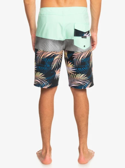 Quiksilver Surfsilk Panel 20" Boardshorts - Image 7