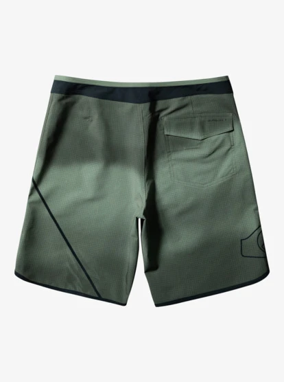 Quiksilver Surfsilk New Wave 20" Boardshorts - Image 2