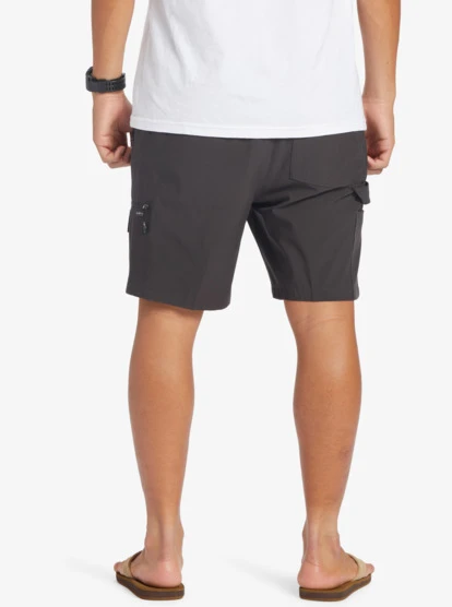 Quiksilver Taxer Cargo 18" Amphibian Boardshorts - Image 8